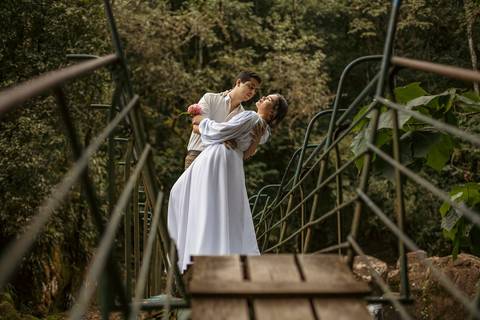 As melhores ideias e inspirações criativas de fotos para ensaio pré wedding na cidade São Francisco Xavier - SP'