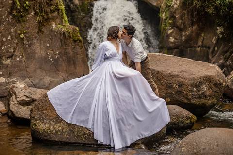 As melhores ideias e inspirações criativas de fotos para ensaio pré wedding na cidade São Francisco Xavier - SP'