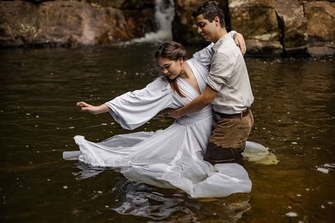 As melhores ideias e inspirações criativas de fotos para ensaio pré wedding na cidade São Francisco Xavier - SP'