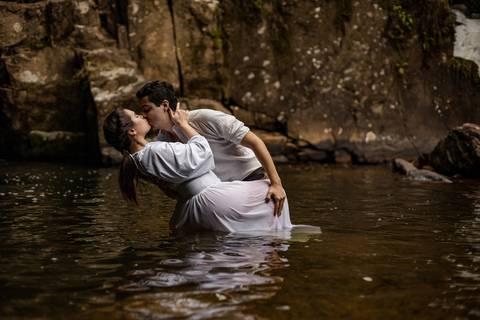 As melhores ideias e inspirações criativas de fotos para ensaio pré wedding na cidade São Francisco Xavier - SP'