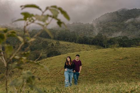 As melhores ideias e inspirações criativas de fotos para ensaio pré wedding na cidade São Francisco Xavier - SP'