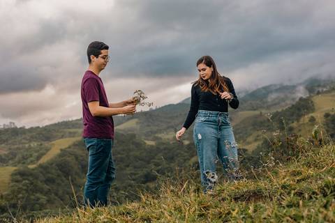 As melhores ideias e inspirações criativas de fotos para ensaio pré wedding na cidade São Francisco Xavier - SP'