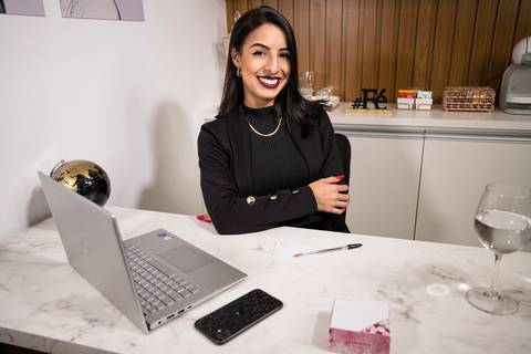 As melhores ideias e inspirações criativas de fotos para ensaio feminino'