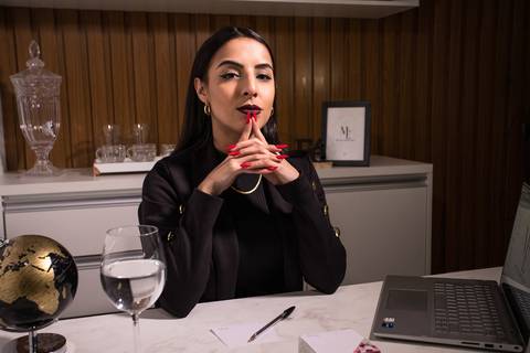 As melhores ideias e inspirações criativas de fotos para ensaio feminino'