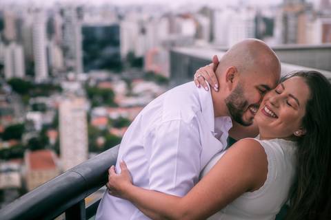 As melhores ideias e inspirações criativas de fotos para ensaio pré wedding Heliponto - São Paulo'