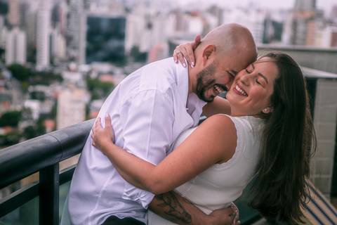 As melhores ideias e inspirações criativas de fotos para ensaio pré wedding Heliponto - São Paulo'
