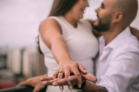 As melhores ideias e inspirações criativas de fotos para ensaio pré wedding Heliponto - São Paulo'