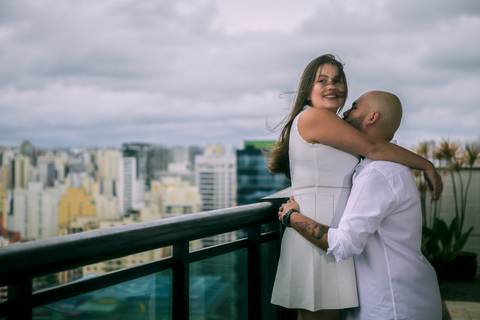 As melhores ideias e inspirações criativas de fotos para ensaio pré wedding Heliponto - São Paulo'