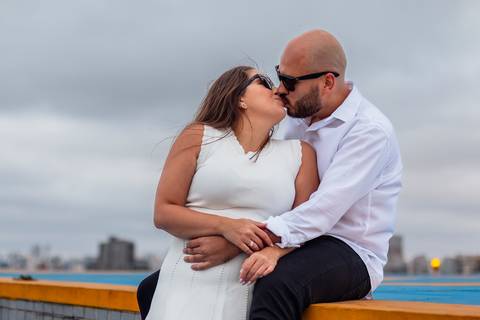As melhores ideias e inspirações criativas de fotos para ensaio pré wedding Heliponto - São Paulo'