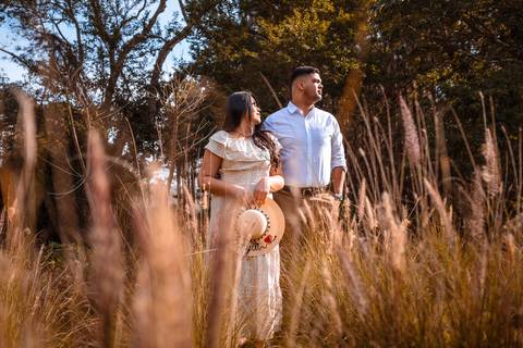 As melhores ideias e inspirações criativas de fotos para ensaio pré wedding no Sítio das Borboletas - SP'