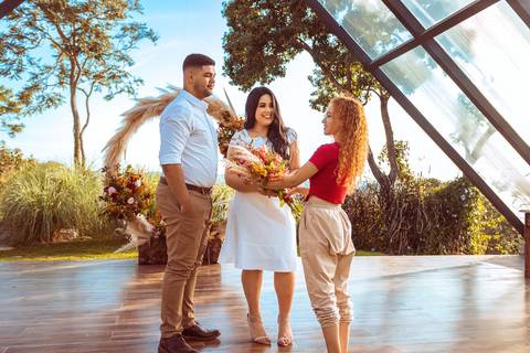 As melhores ideias e inspirações criativas de fotos para ensaio pré wedding no Sítio das Borboletas - SP'