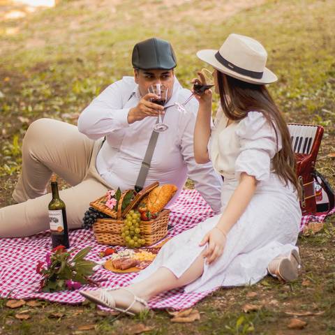 As melhores ideias e inspirações criativas de fotos para ensaio pré wedding em São Roque - SP'