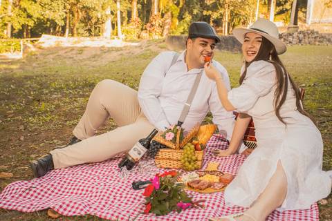 As melhores ideias e inspirações criativas de fotos para ensaio pré wedding em São Roque - SP'