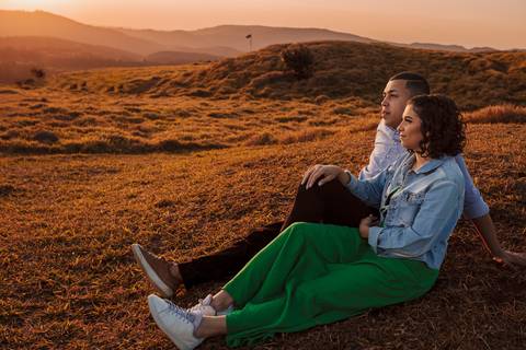 As melhores ideias e inspirações criativas de fotos para ensaio pré wedding no Morro do Capuava - SP'