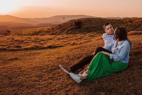 As melhores ideias e inspirações criativas de fotos para ensaio pré wedding no Morro do Capuava - SP'