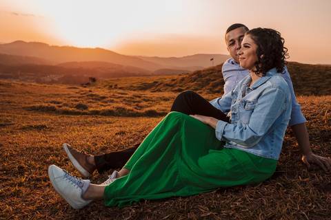 As melhores ideias e inspirações criativas de fotos para ensaio pré wedding no Morro do Capuava - SP'