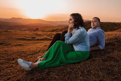 As melhores ideias e inspirações criativas de fotos para ensaio pré wedding no Morro do Capuava - SP'