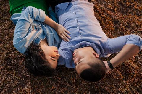 As melhores ideias e inspirações criativas de fotos para ensaio pré wedding no Morro do Capuava - SP'