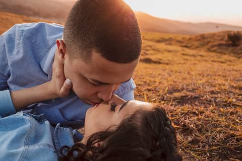 As melhores ideias e inspirações criativas de fotos para ensaio pré wedding no Morro do Capuava - SP'