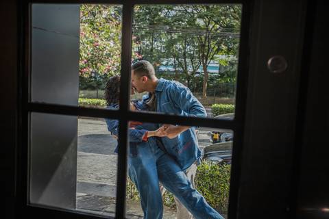 As melhores ideias e inspirações criativas de fotos para ensaio pré wedding no The New York Coffee - SP'