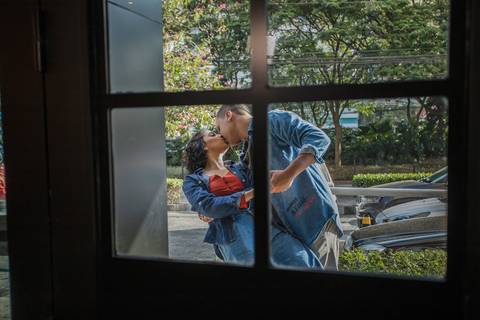 As melhores ideias e inspirações criativas de fotos para ensaio pré wedding no The New York Coffee - SP'