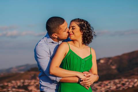 As melhores ideias e inspirações criativas de fotos para ensaio pré wedding no Morro do Capuava - SP'