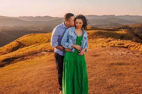 As melhores ideias e inspirações criativas de fotos para ensaio pré wedding no Morro do Capuava - SP'