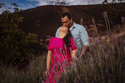 As melhores ideias e inspirações criativas de fotos para ensaio pré wedding no Sítio das Borboletas - SP'