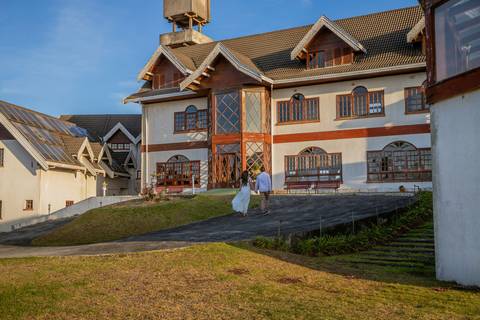 As melhores ideias e inspirações criativas de fotos para ensaio pré wedding em Campos do Jordão - SP'
