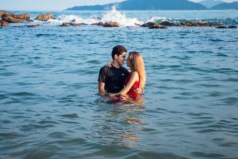 As melhores ideias e inspirações criativas de fotos para ensaio pré wedding na Praia de São Pedro - Guarujá - Litoral SP'