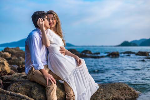 As melhores ideias e inspirações criativas de fotos para ensaio pré wedding na Praia de São Pedro - Guarujá - Litoral SP'