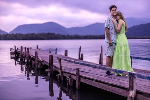 As melhores ideias e inspirações criativas de fotos para ensaio pré wedding na Praia de São Pedro - Guarujá - Litoral SP'