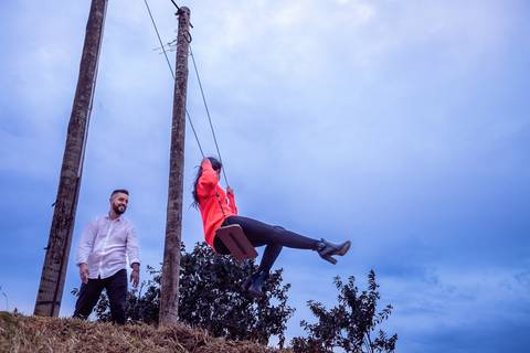 As melhores ideias e inspirações criativas de fotos para ensaio pré wedding no Morro do Capuava  - SP'