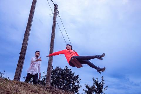 As melhores ideias e inspirações criativas de fotos para ensaio pré wedding no Morro do Capuava  - SP'