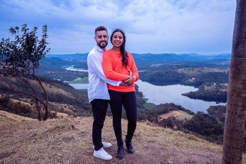 As melhores ideias e inspirações criativas de fotos para ensaio pré wedding no Morro do Capuava  - SP'