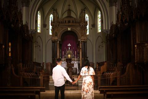 As melhores ideias e inspirações criativas de fotos para ensaio pré wedding no Museu São Norberto  - SP'