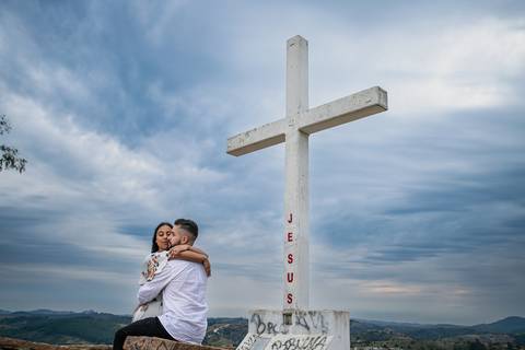 As melhores ideias e inspirações criativas de fotos para ensaio pré wedding no Morro do Capuava  - SP'