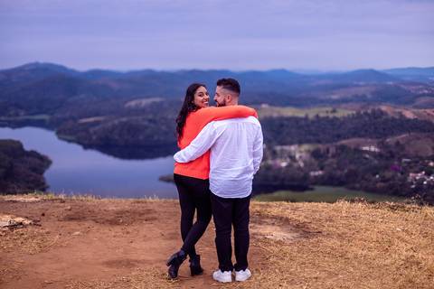 As melhores ideias e inspirações criativas de fotos para ensaio pré wedding no Morro do Capuava  - SP'