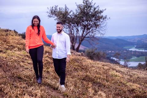 As melhores ideias e inspirações criativas de fotos para ensaio pré wedding no Morro do Capuava  - SP'