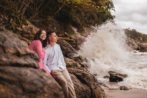 As melhores ideias e inspirações criativas de fotos para ensaio pré wedding na Praia do Éden - SP'
