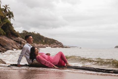 As melhores ideias e inspirações criativas de fotos para ensaio pré wedding na Praia do Éden - SP'