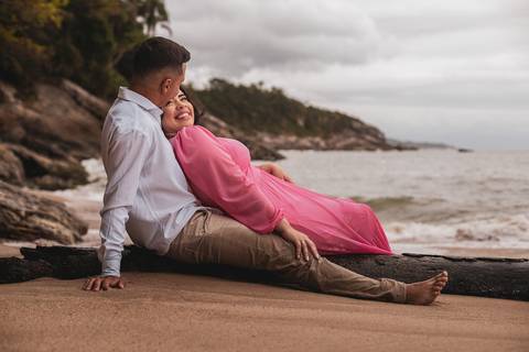 As melhores ideias e inspirações criativas de fotos para ensaio pré wedding na Praia do Éden - SP'