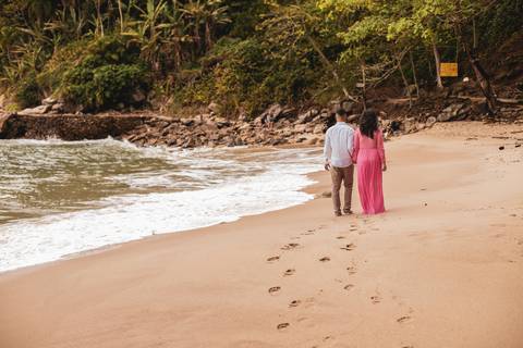 As melhores ideias e inspirações criativas de fotos para ensaio pré wedding na Praia do Éden - SP'