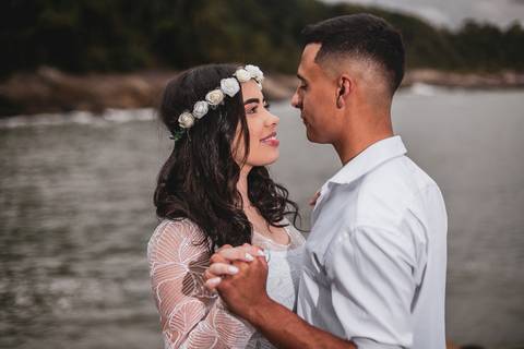 As melhores ideias e inspirações criativas de fotos para ensaio pré wedding na Praia do Éden - SP'