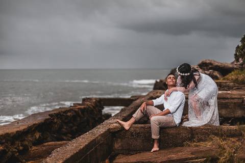 As melhores ideias e inspirações criativas de fotos para ensaio pré wedding na Praia do Éden - SP'