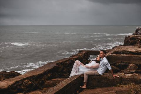 As melhores ideias e inspirações criativas de fotos para ensaio pré wedding na Praia do Éden - SP'