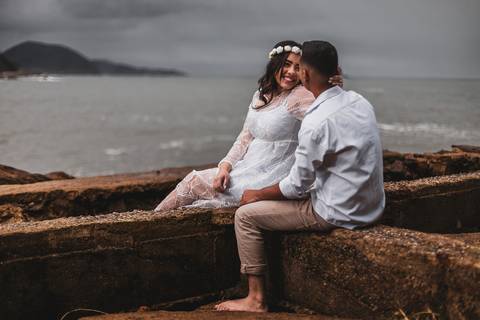As melhores ideias e inspirações criativas de fotos para ensaio pré wedding na Praia do Éden - SP'
