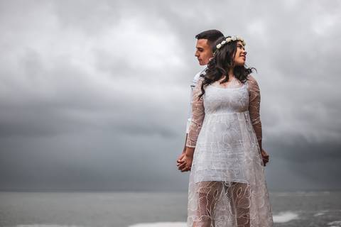As melhores ideias e inspirações criativas de fotos para ensaio pré wedding na Praia do Éden - SP'