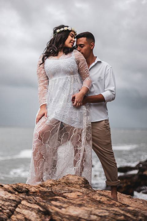 As melhores ideias e inspirações criativas de fotos para ensaio pré wedding na Praia do Éden - SP'
