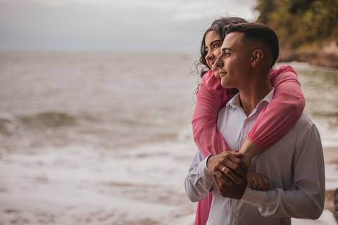 As melhores ideias e inspirações criativas de fotos para ensaio pré wedding na Praia do Éden - SP'
